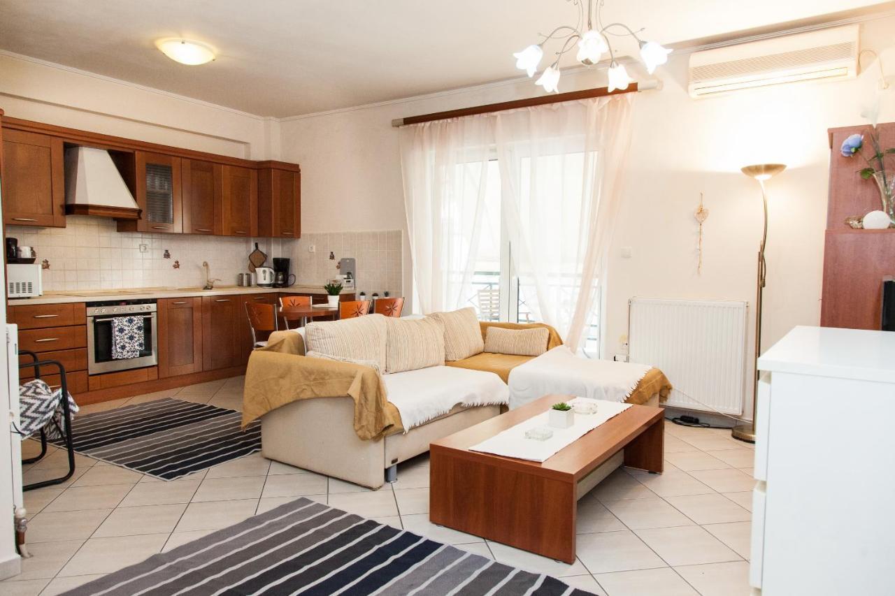 Lovely Apt In Peristeri Athena Bagian luar foto
