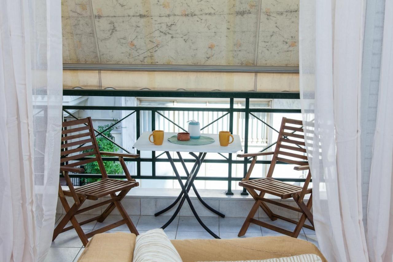Lovely Apt In Peristeri Athena Bagian luar foto