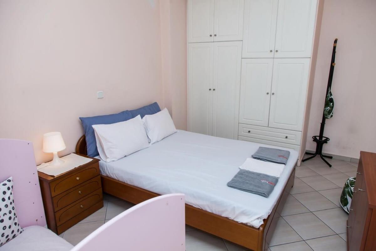 Lovely Apt In Peristeri Athena Bagian luar foto