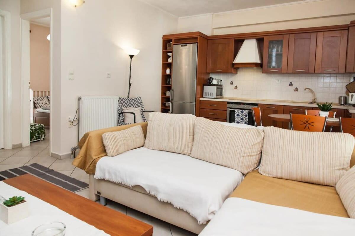 Lovely Apt In Peristeri Athena Bagian luar foto
